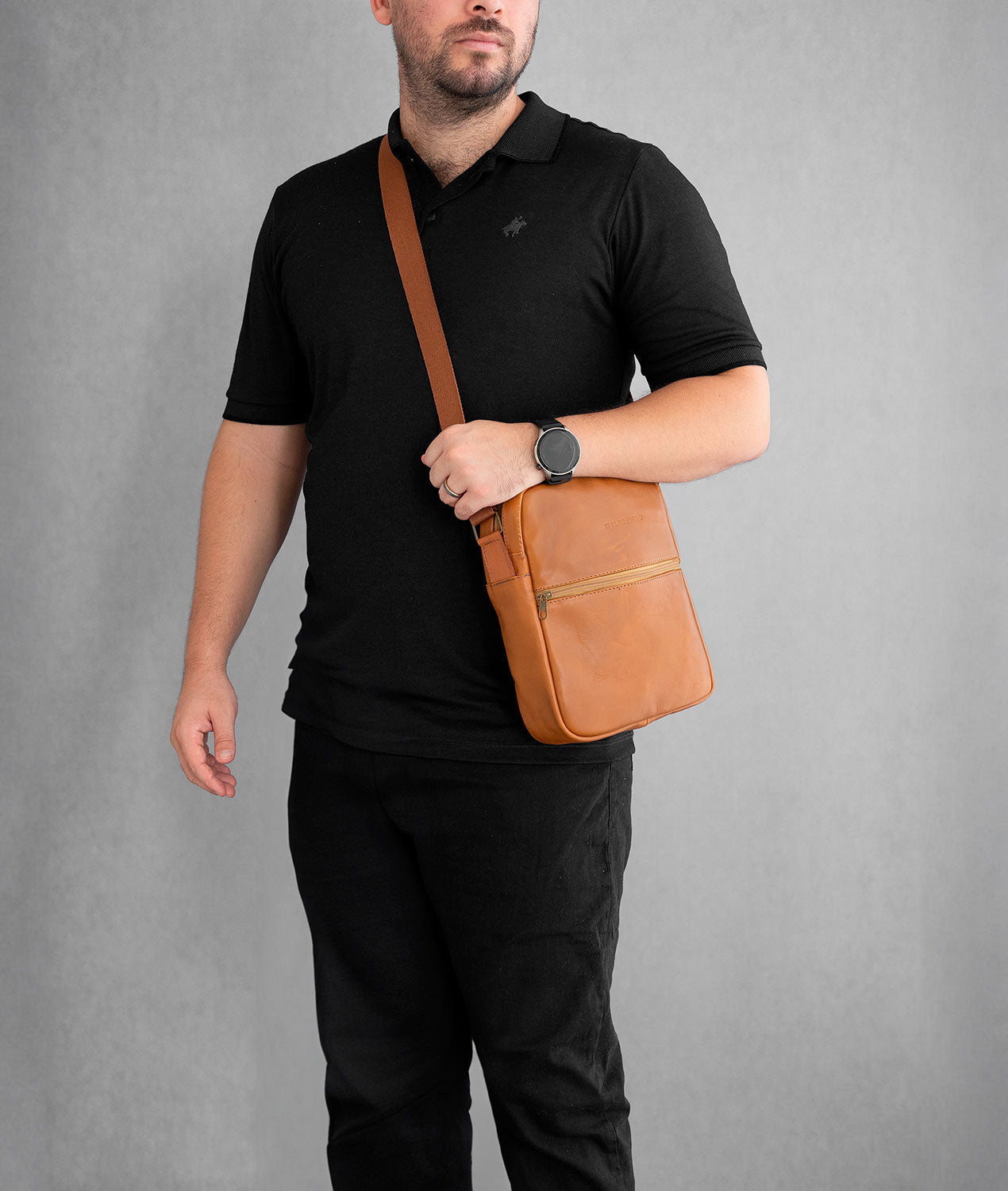 Bolsa Shoulder Bag em Couro Legítimo Cop